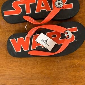 STAR WARS flip flops Disney NEW size 5